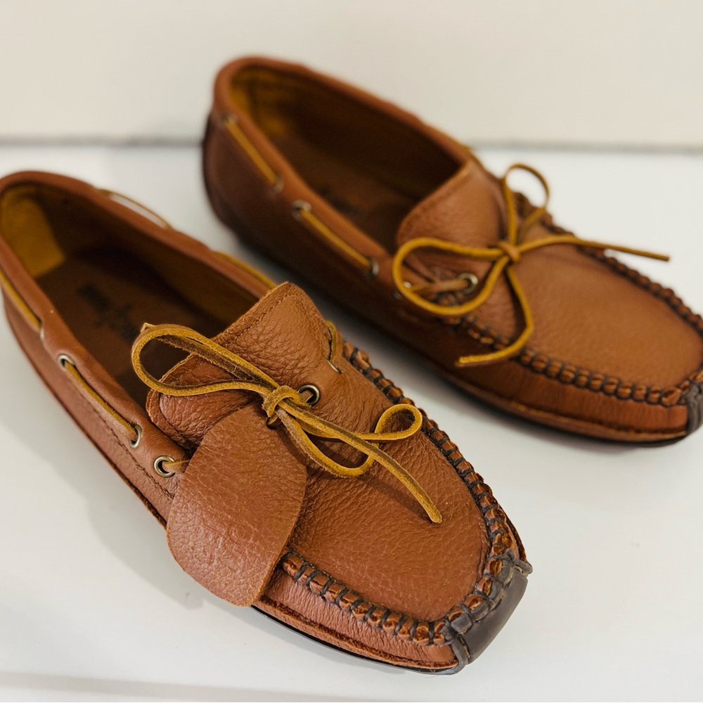 Minnetonka Brown Moccasin Loafers Slip-On